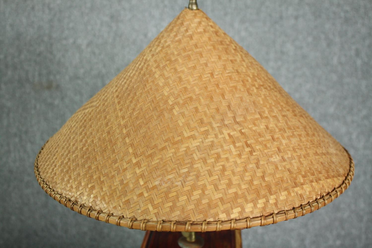 A table lamp fashioned from a four-part abacus with a woven rice picking hat type shade. The - Image 5 of 6