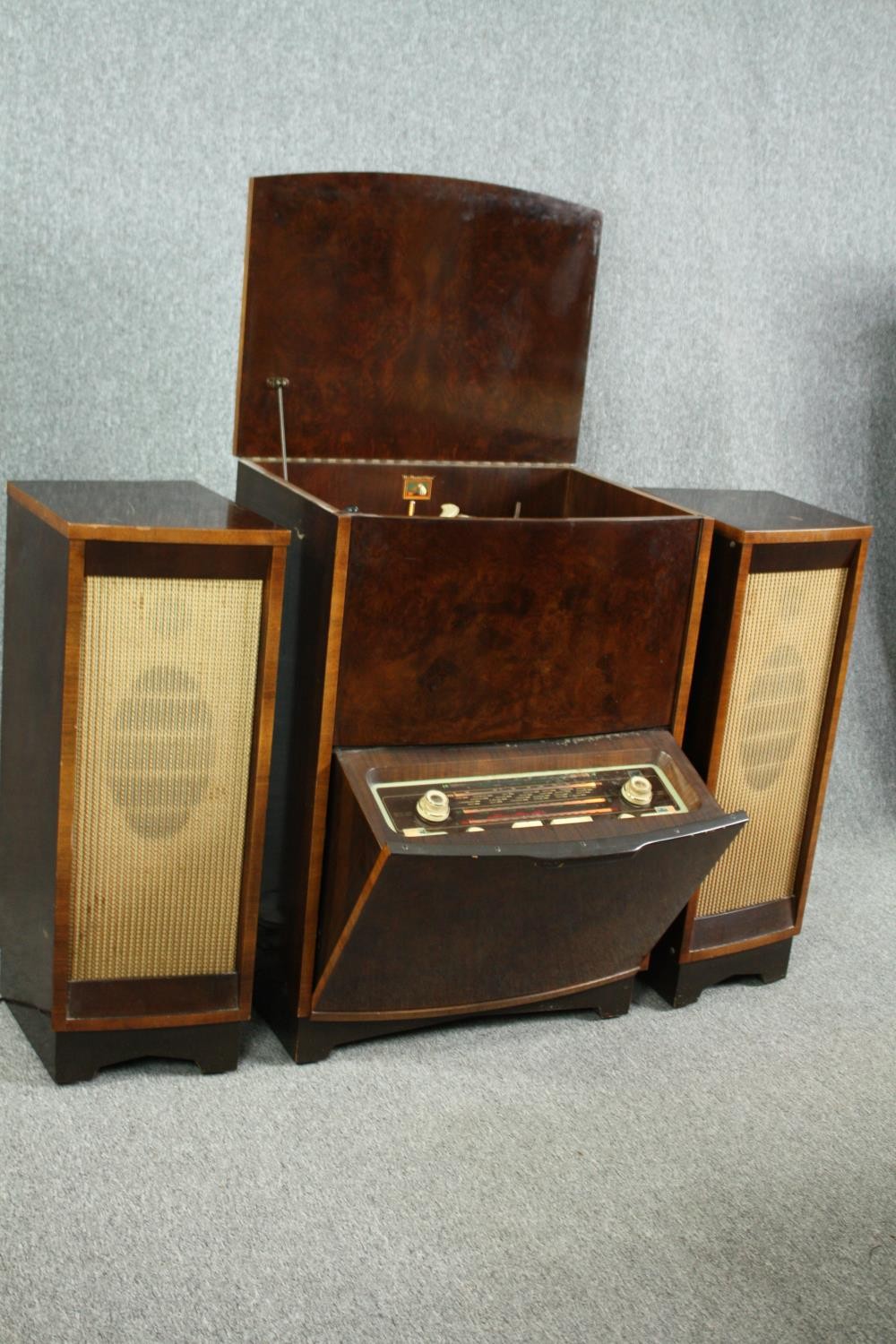 HMV radiogram, Garrard RC.121, mid century burr walnut cased with matching speakers. H.86 W.61 D. - Image 11 of 22