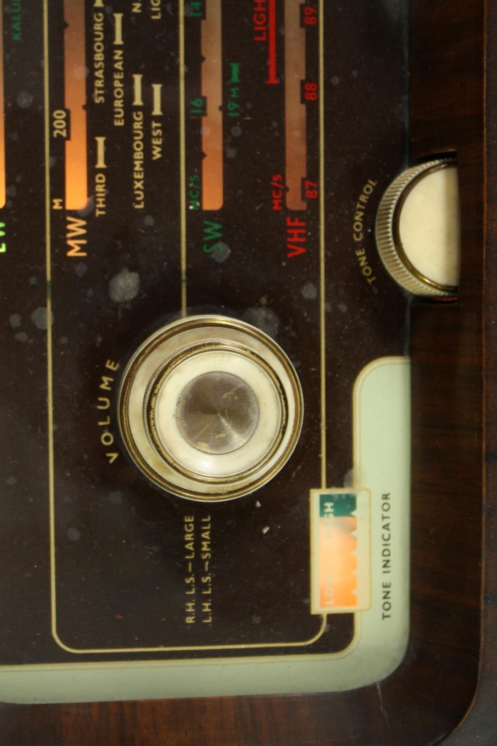 HMV radiogram, Garrard RC.121, mid century burr walnut cased with matching speakers. H.86 W.61 D. - Image 20 of 22