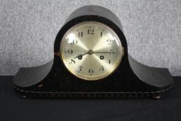 Mantle clock. Early 20th century. H.25 W.49cm. Proceeds from this lot will be donated to the Sarcoma