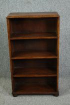 Open bookcase, mid century oak. H.118 W.62 D.27cm.
