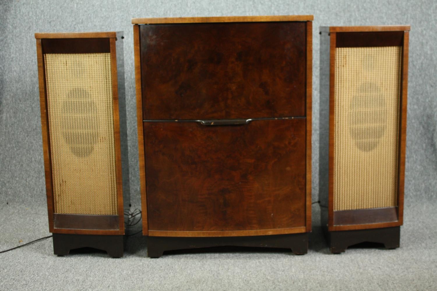 HMV radiogram, Garrard RC.121, mid century burr walnut cased with matching speakers. H.86 W.61 D.