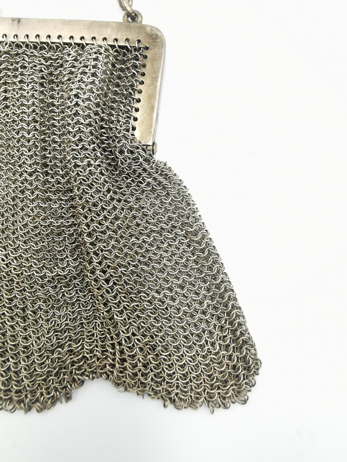 Two early 20th century silver coin purses. One silver mesh purse by Robert Chandler. French import - Image 3 of 15