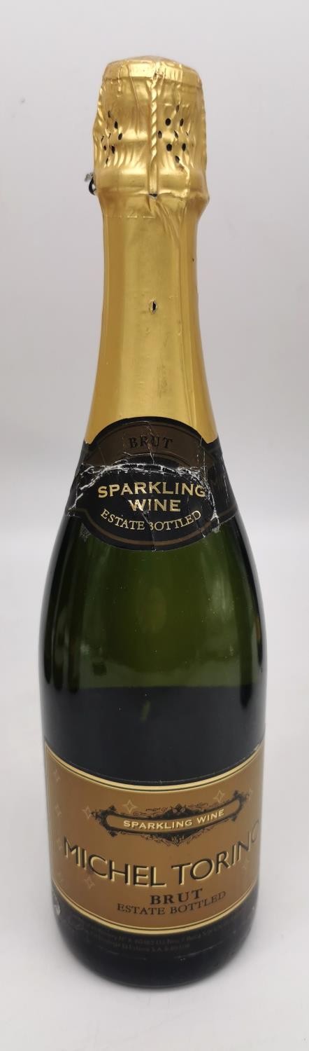 Six bottles of sparkling wine: Santa Eleni Prosecco Brut, two Michel Toring Brut, Sevisa Cava, - Image 3 of 7