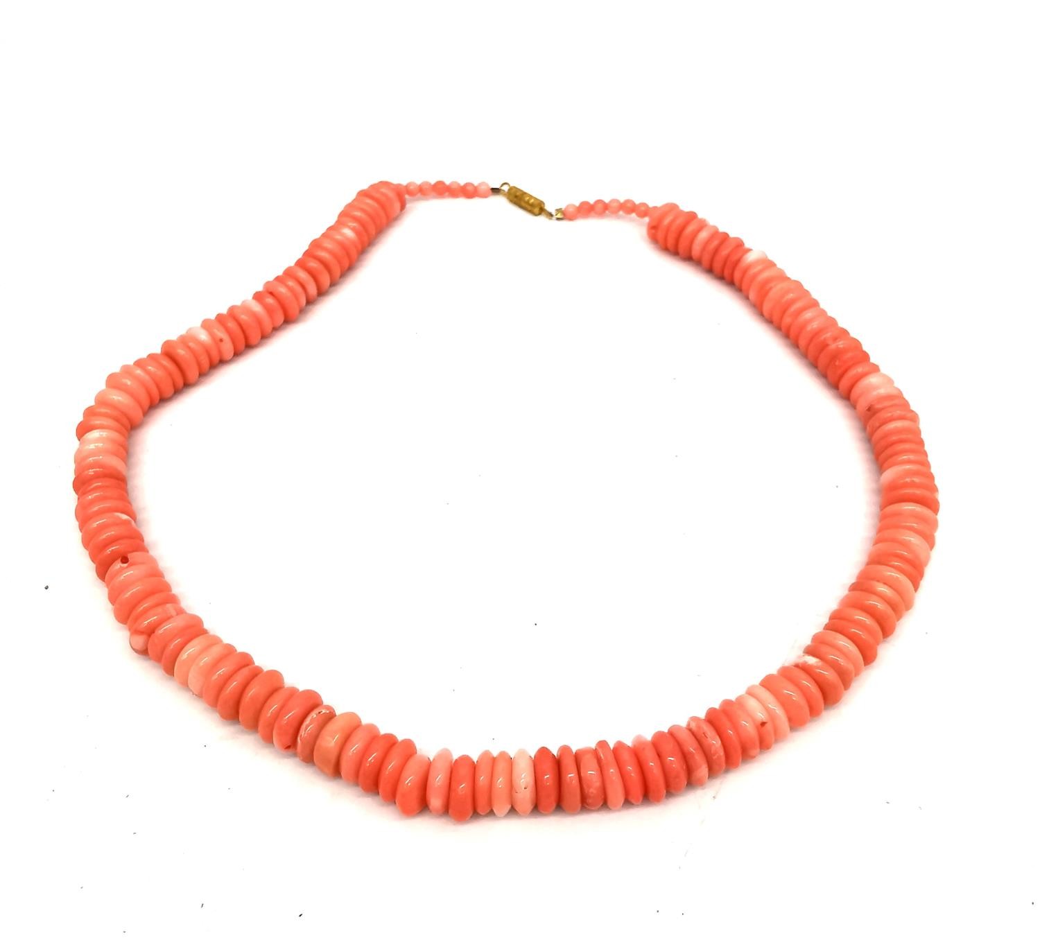 A collection of six coral bead necklaces, including a coral disc necklace, a Victorian coral bead - Image 6 of 10