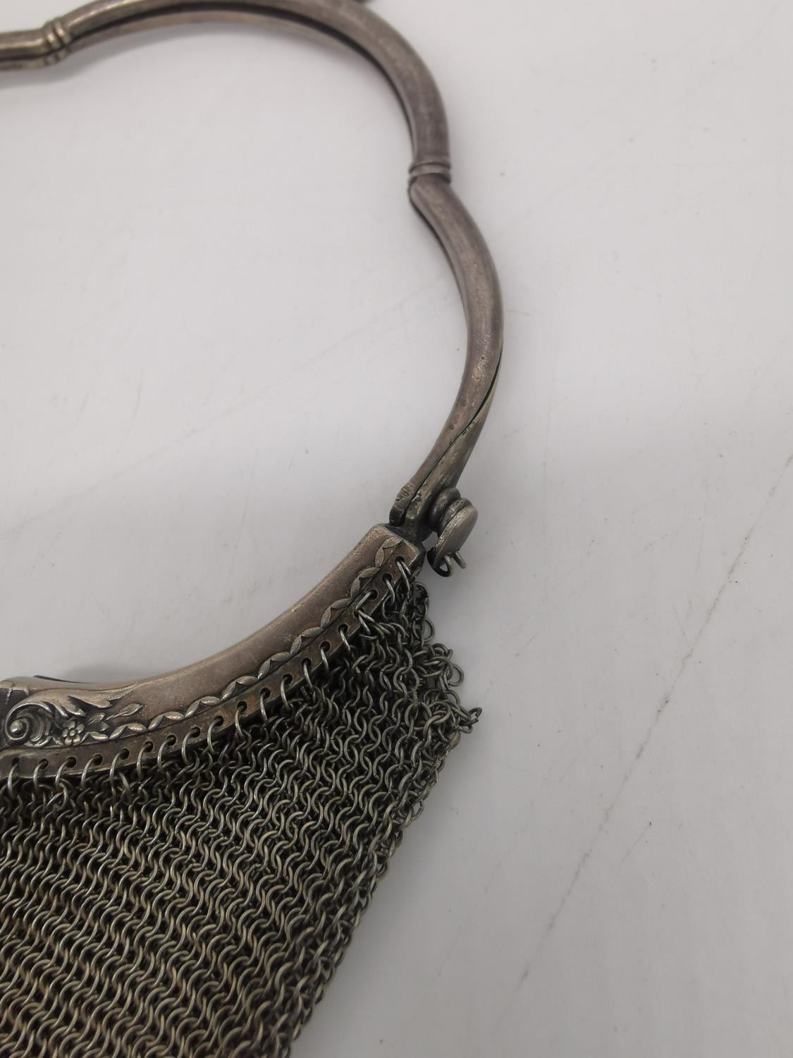 An Alpaca chain mail ladies evening bag with metal fringing and tassel detailing to the sides. - Image 6 of 7