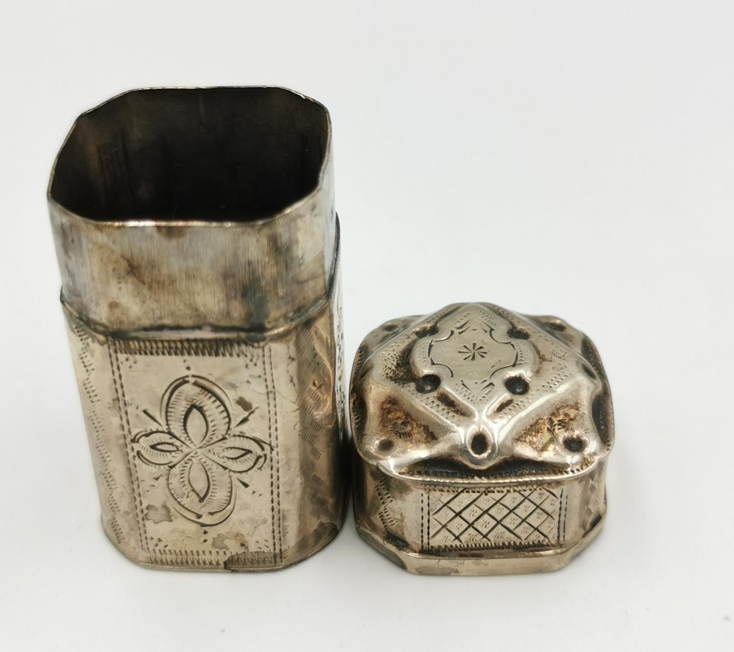 A Dutch 835 silver Lodderein box along with a German silver snuff box with gilded interior by - Image 3 of 8