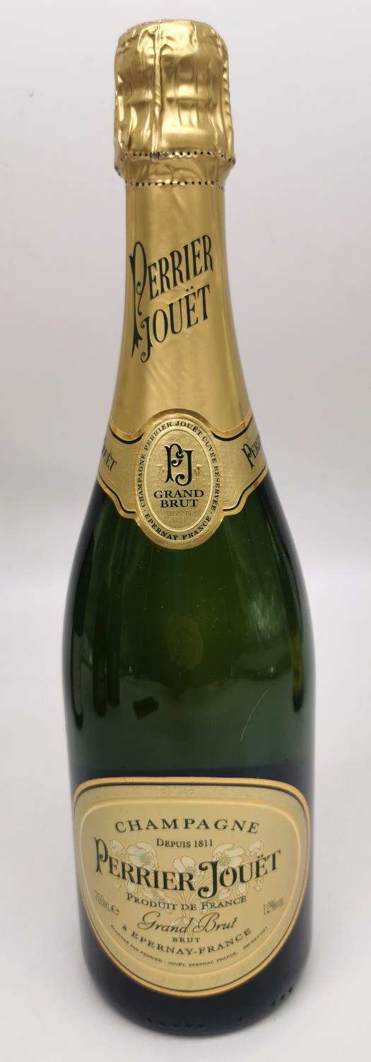 Five Bottles of Champagne: Fortnum & Mason 1994, Louis Roederer Brut, Perrier Jouer Grand Brut, - Image 4 of 6