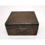 A Victorian silver cedar lined cigarette box by William Neale. Hallmarked: WN, Birmingham, 1902.