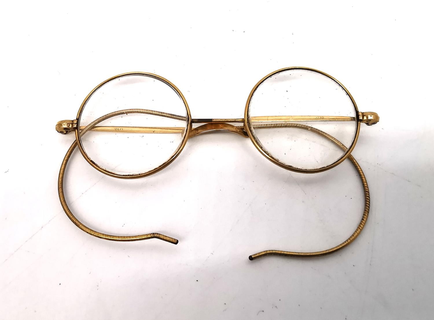 A pair of early 20th century leather cased 10ct gold plated spectacles along with a white glass - Image 3 of 9