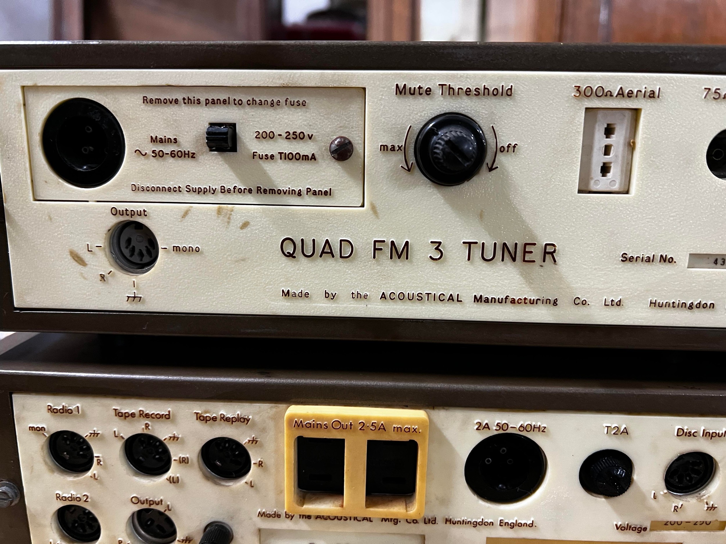 1970s Quad music system plus some cables. Quad 303 serial 27022. 33 serial 29246. FM3 serial 4323. A - Image 10 of 16