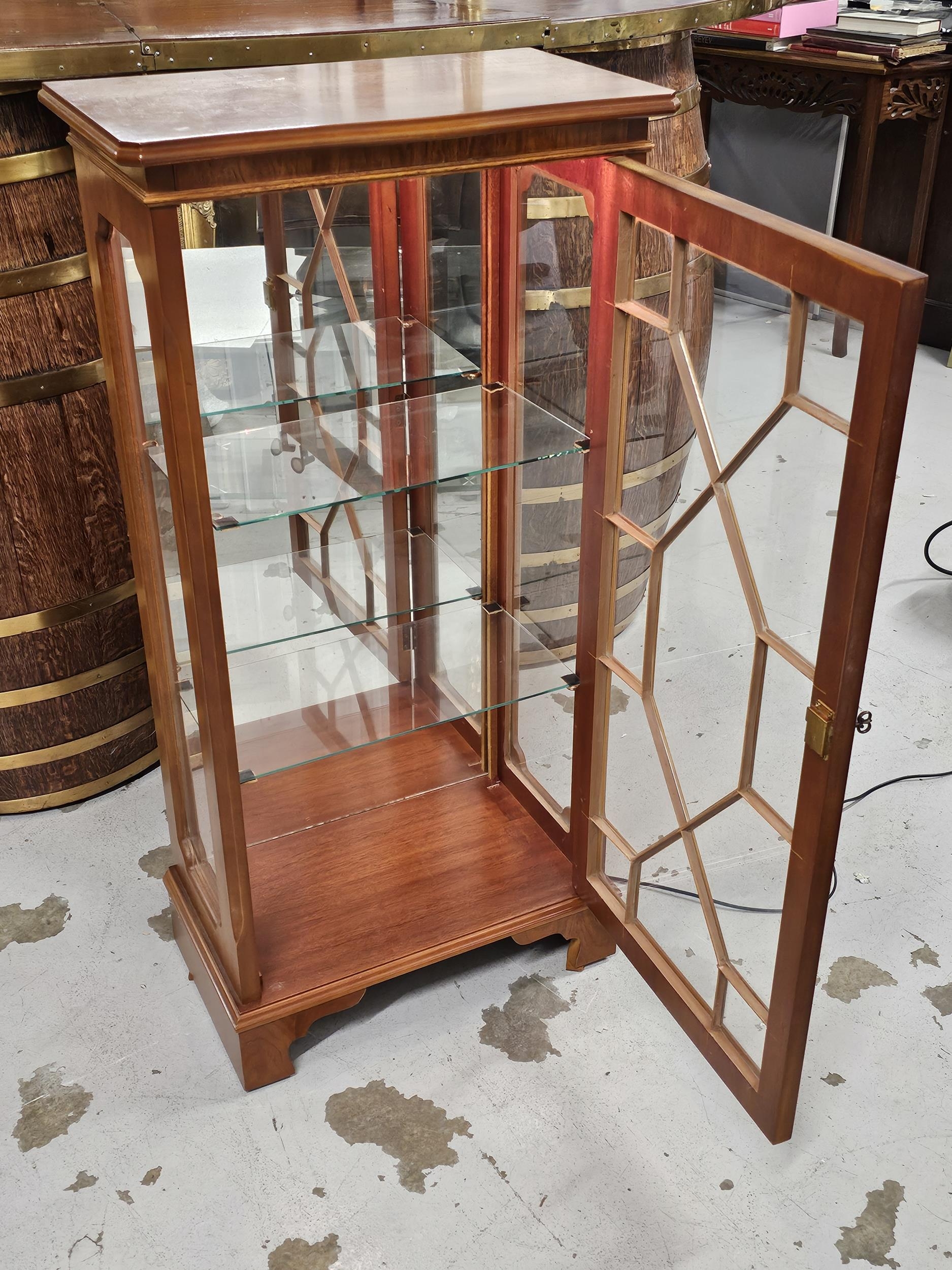 Display cabinet, 19th century style fitted with interior light. H.109 W.59 D.31cm. - Image 4 of 7