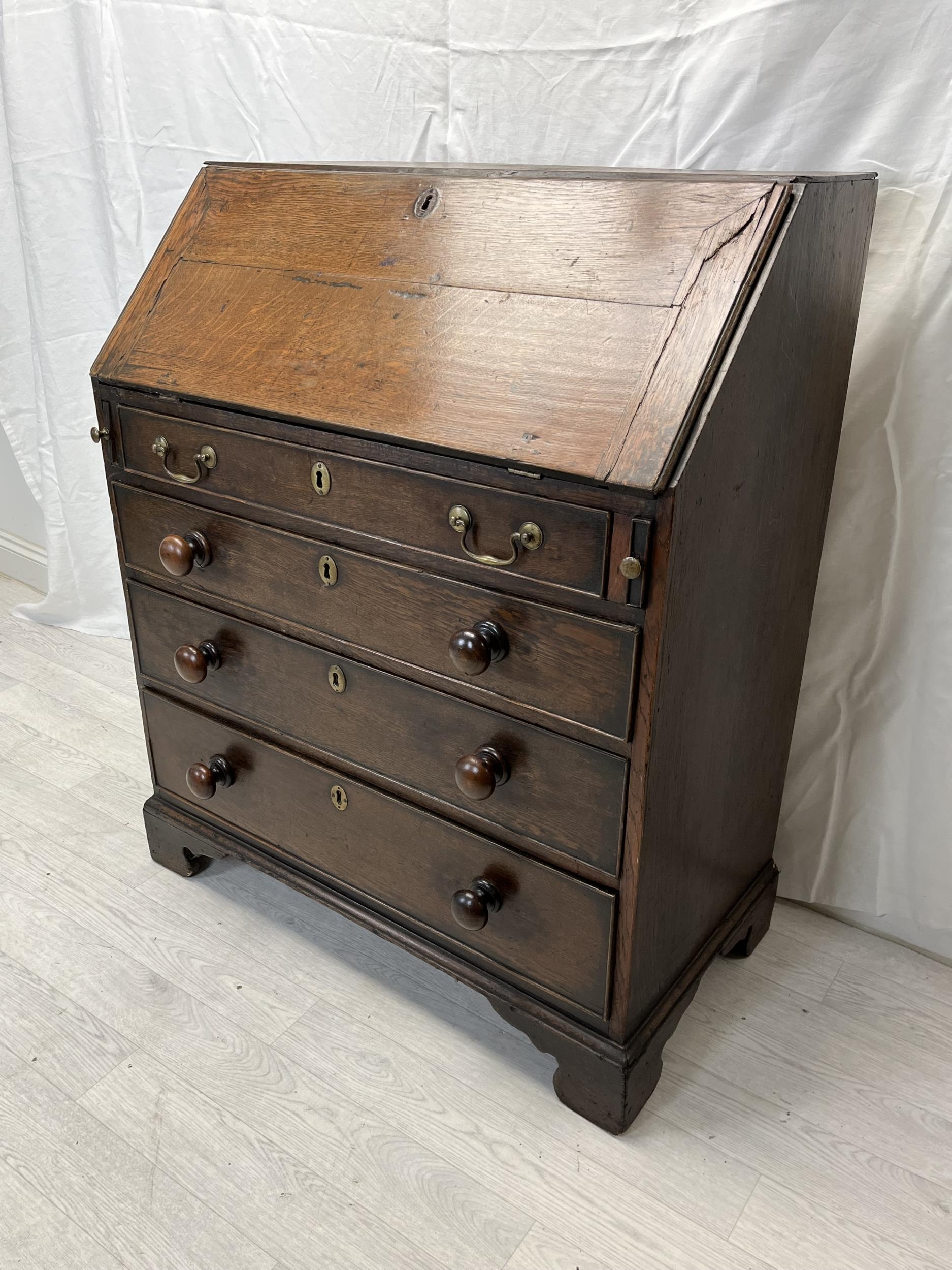 Bureau, 18th century oak. H.104 W.85.5 D.46cm. - Image 3 of 8