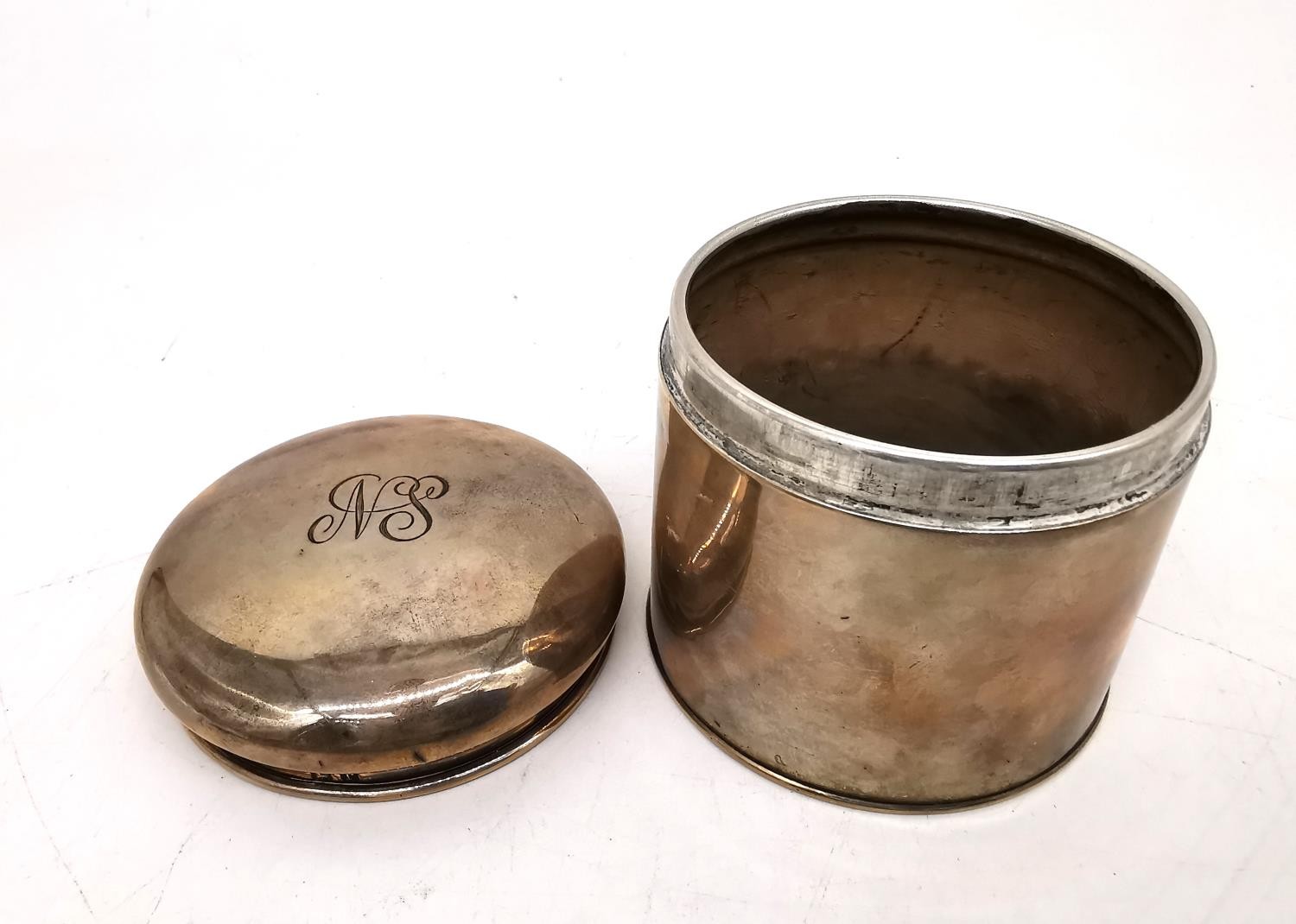 An Edwardian silver lidded pot and a three footed silver scalloped edge ring box. Various makers. ( - Image 8 of 8