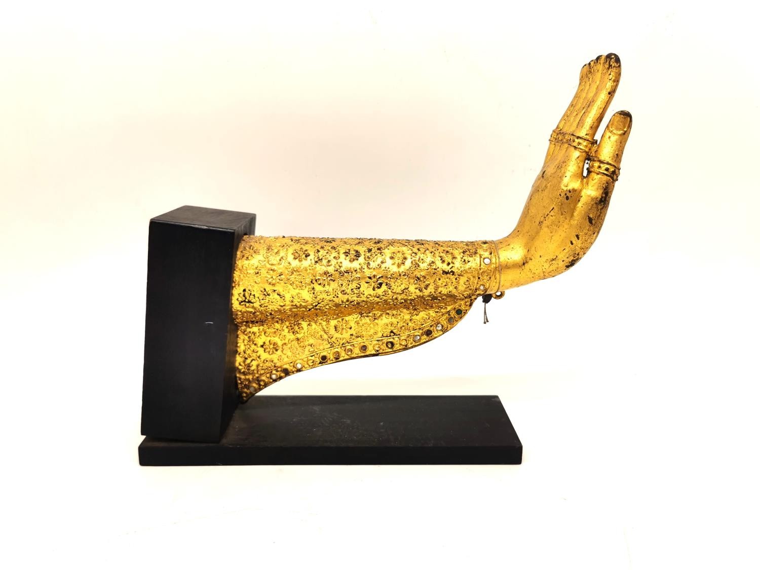 A pair of Thai 19th century gilt bronze Buddha hands with coloured mirrored mosaic tile detailing, - Image 7 of 13