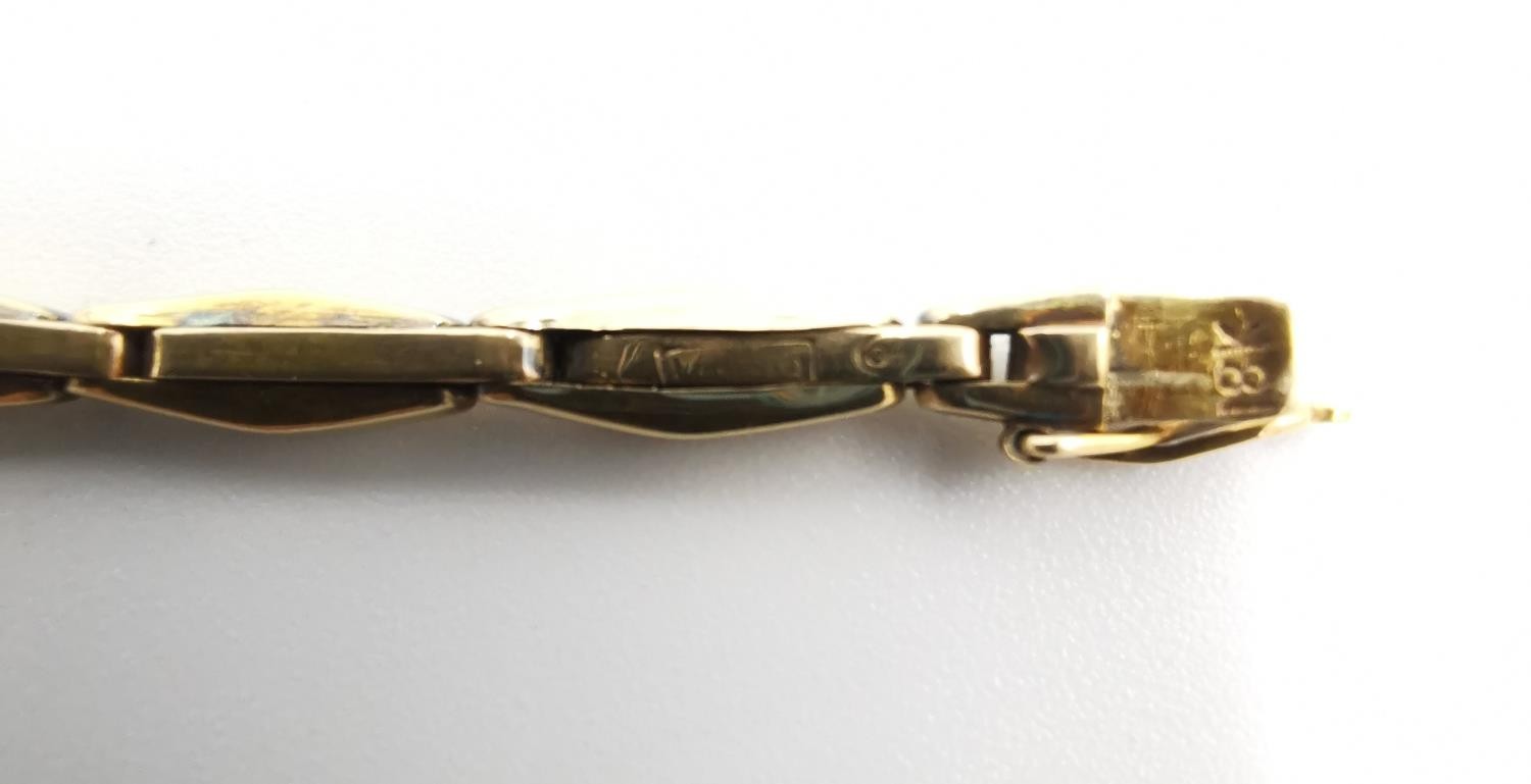 A vintage Serdix ladies automatic 18 carat yellow gold engraved cocktail watch with 9ct gold - Image 6 of 7
