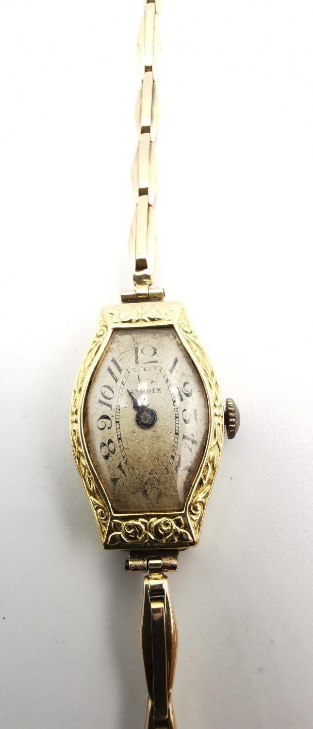 A vintage Serdix ladies automatic 18 carat yellow gold engraved cocktail watch with 9ct gold - Image 2 of 7