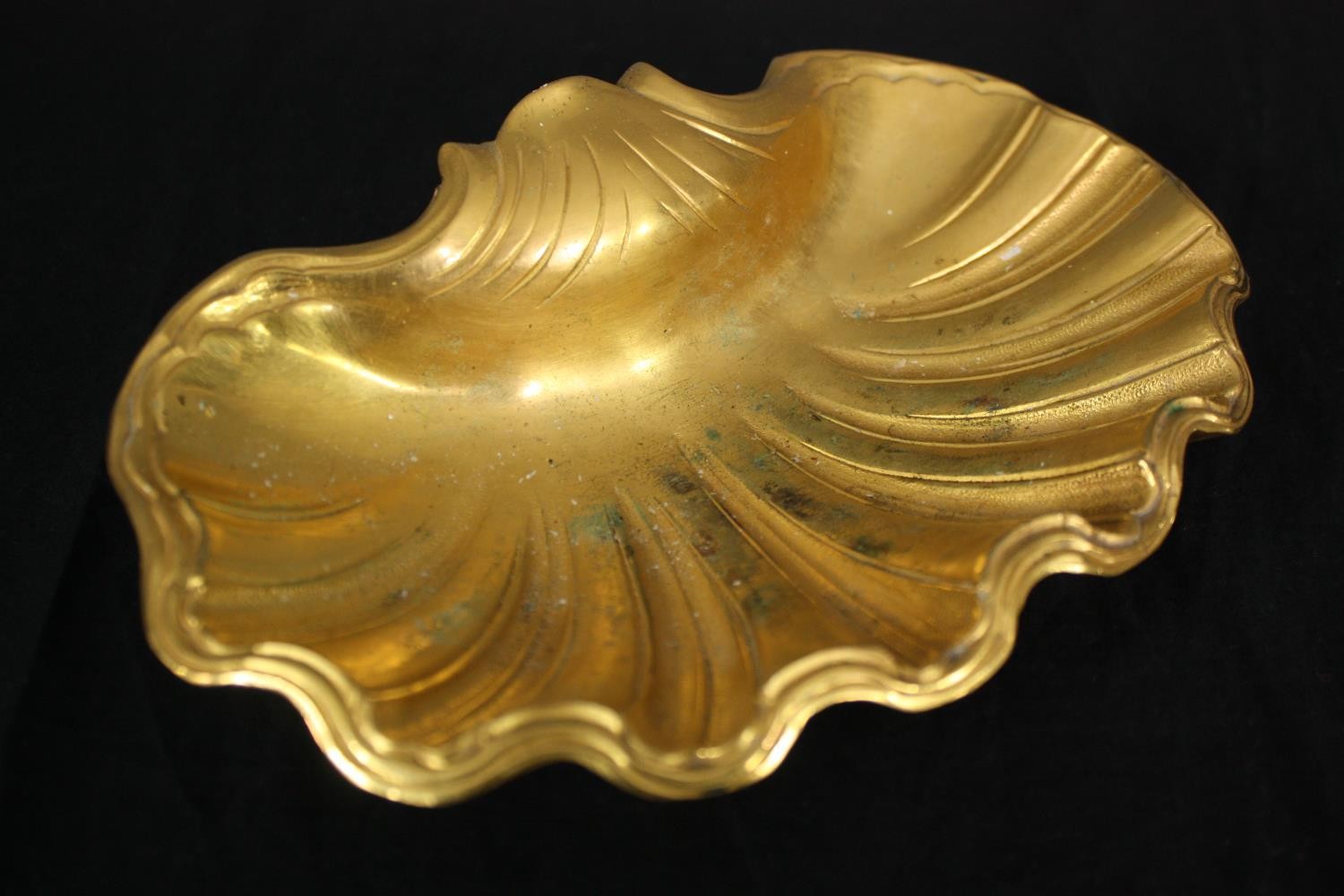 A set of three heavy gilt metal card trays or soap dishes of scalloped form. L.23 W.15cm. (Largest). - Image 2 of 5