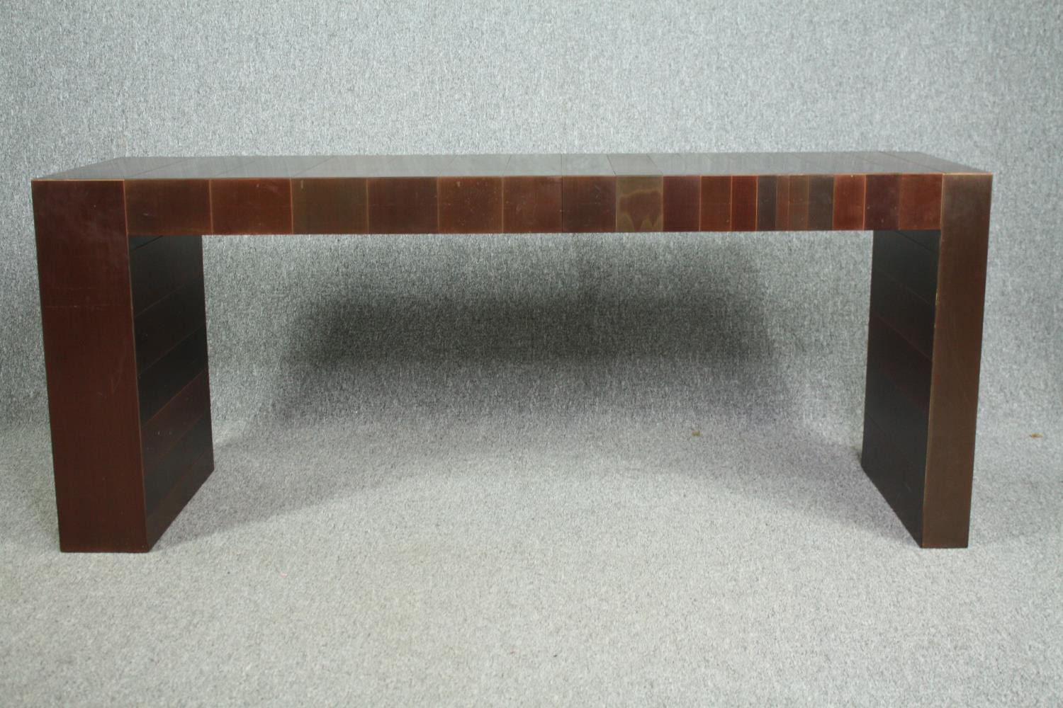 Console table, contemporary Laurameroni with copper panelling. H.70 W.171 D.50cm. - Image 2 of 11