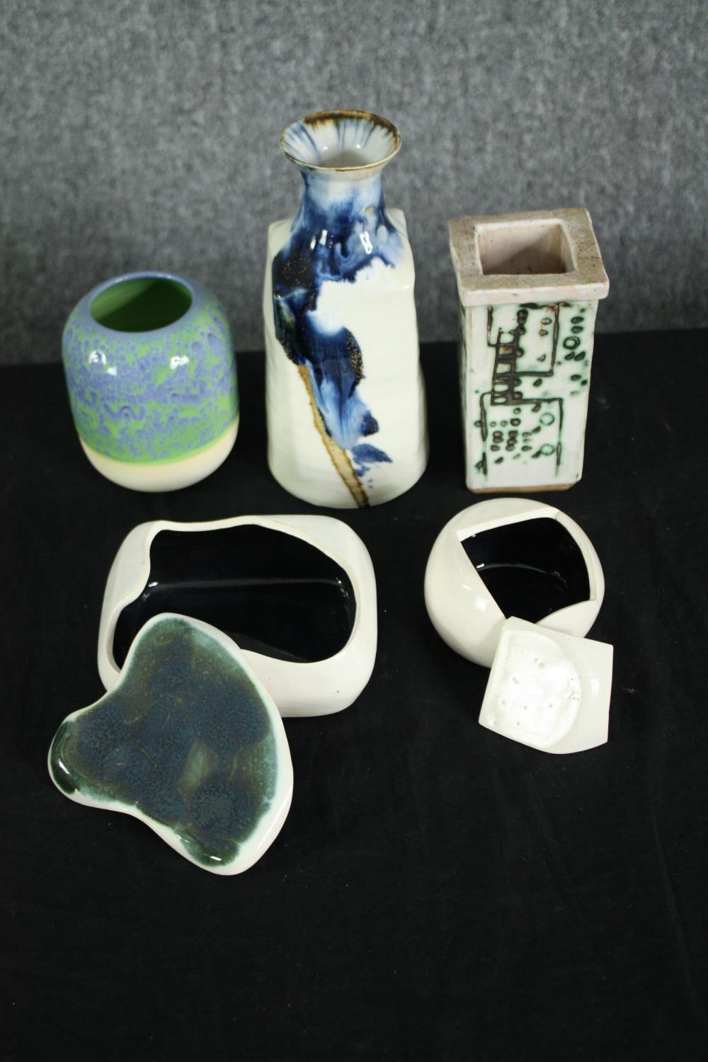 A collection of art pottery, including two ceramic trinket boxes of abstract form and a Danish - Image 2 of 12