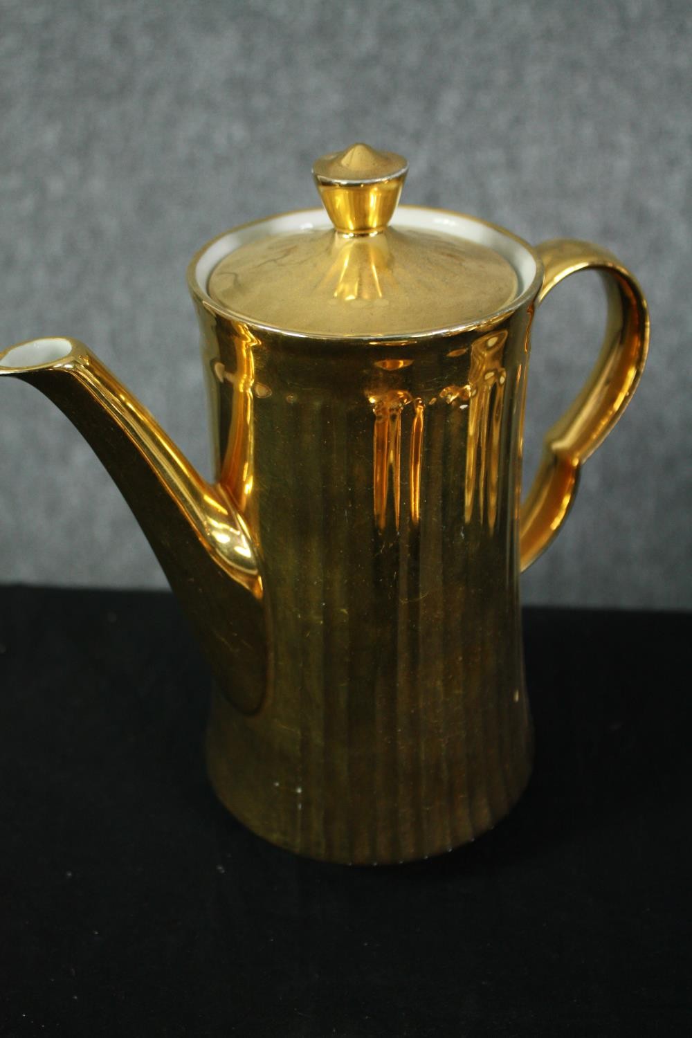 A vintage Royal Worcester gold lustre pattern tea set. Incomplete. Comprised of a teapot, coffee - Image 6 of 9