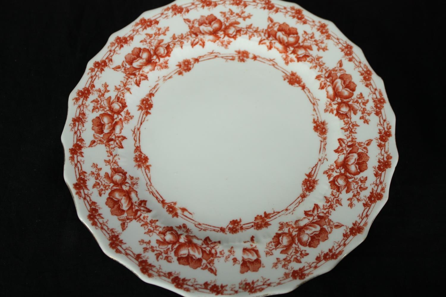 A collection of tea cups and saucers, including an orange and white early 20th century floral design - Image 4 of 19