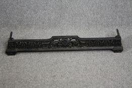 Fire kerb, 19th century painted metal. H.15 W.100 D.20cm.