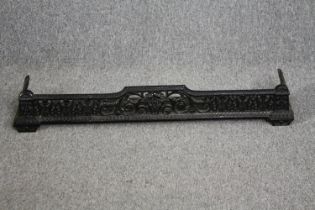 Fire kerb, 19th century painted metal. H.15 W.100 D.20cm.