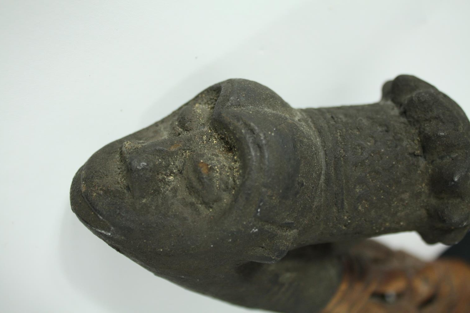 A Cameroon terracotta, metal and bone shaman's pipe along with a similar example. L.38cm. (Largest) - Image 3 of 6