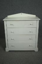 Chest of drawers, contemporary Victorian style painted. H.83 W.84 D.40cm.