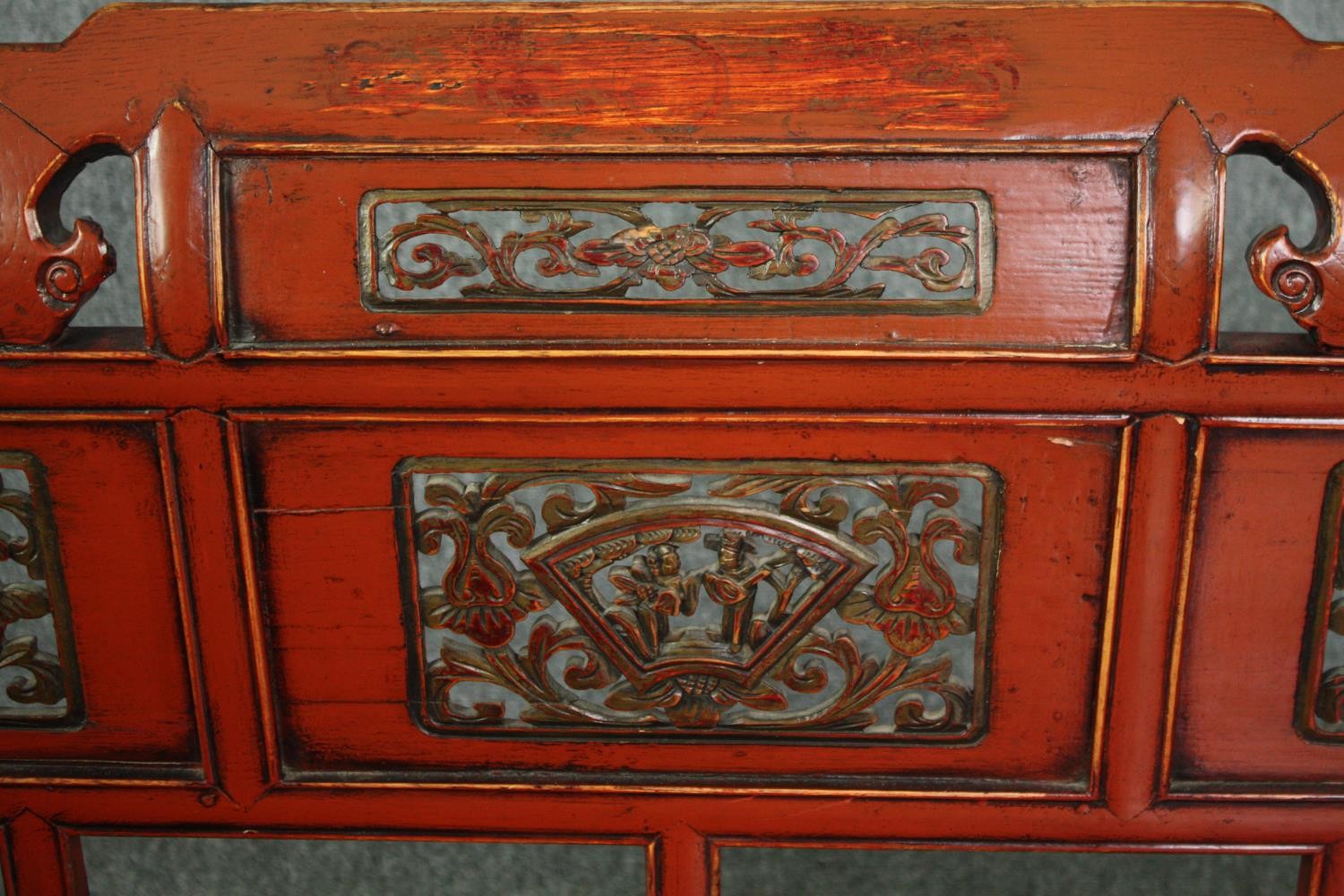 A 19th century Chinese window seat, lacquered polychrome and carved fitted with drawers to the base. - Image 4 of 10