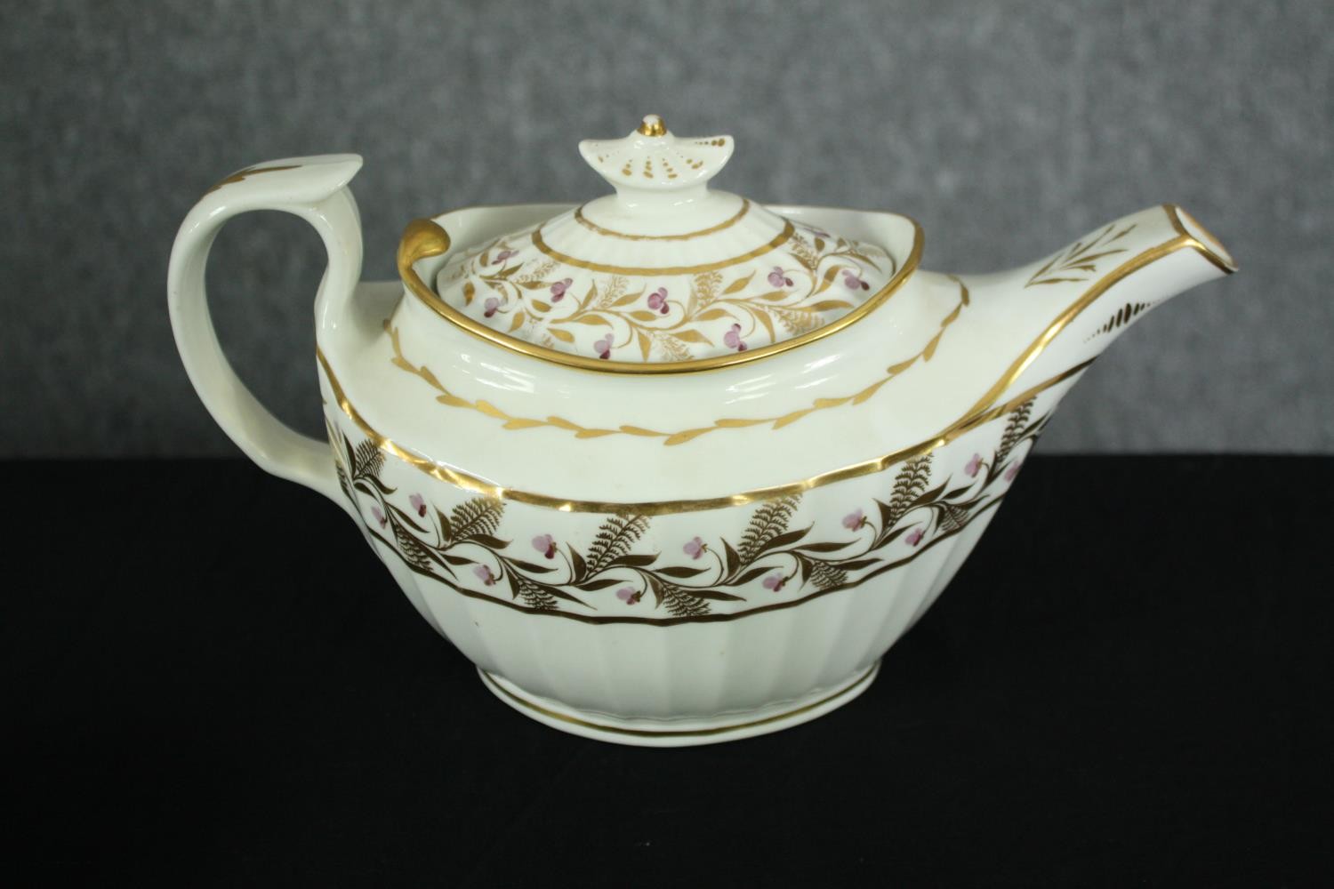 An 18th century Coalport John Rose period. Pattern mark 866 hand-painted part floral coffee and - Image 7 of 14