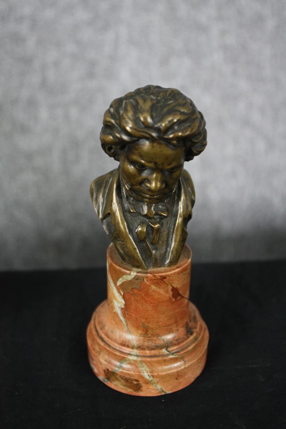 Three busts, a bronze Beethoven, Parianware of Mozart and a ceramic example of the Pontiff. H. - Image 4 of 5