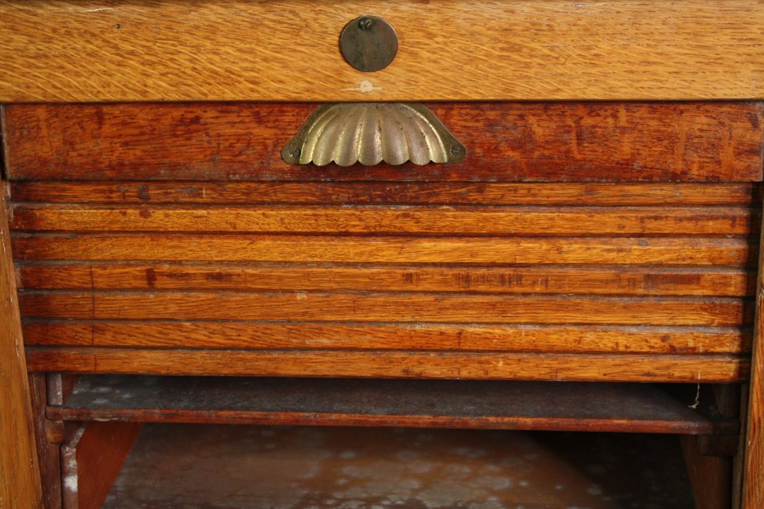 Filing cabinet, late 19th century oak. (Tambour shutter in need of repair). H.120 W.93 D.41cm. - Image 4 of 6