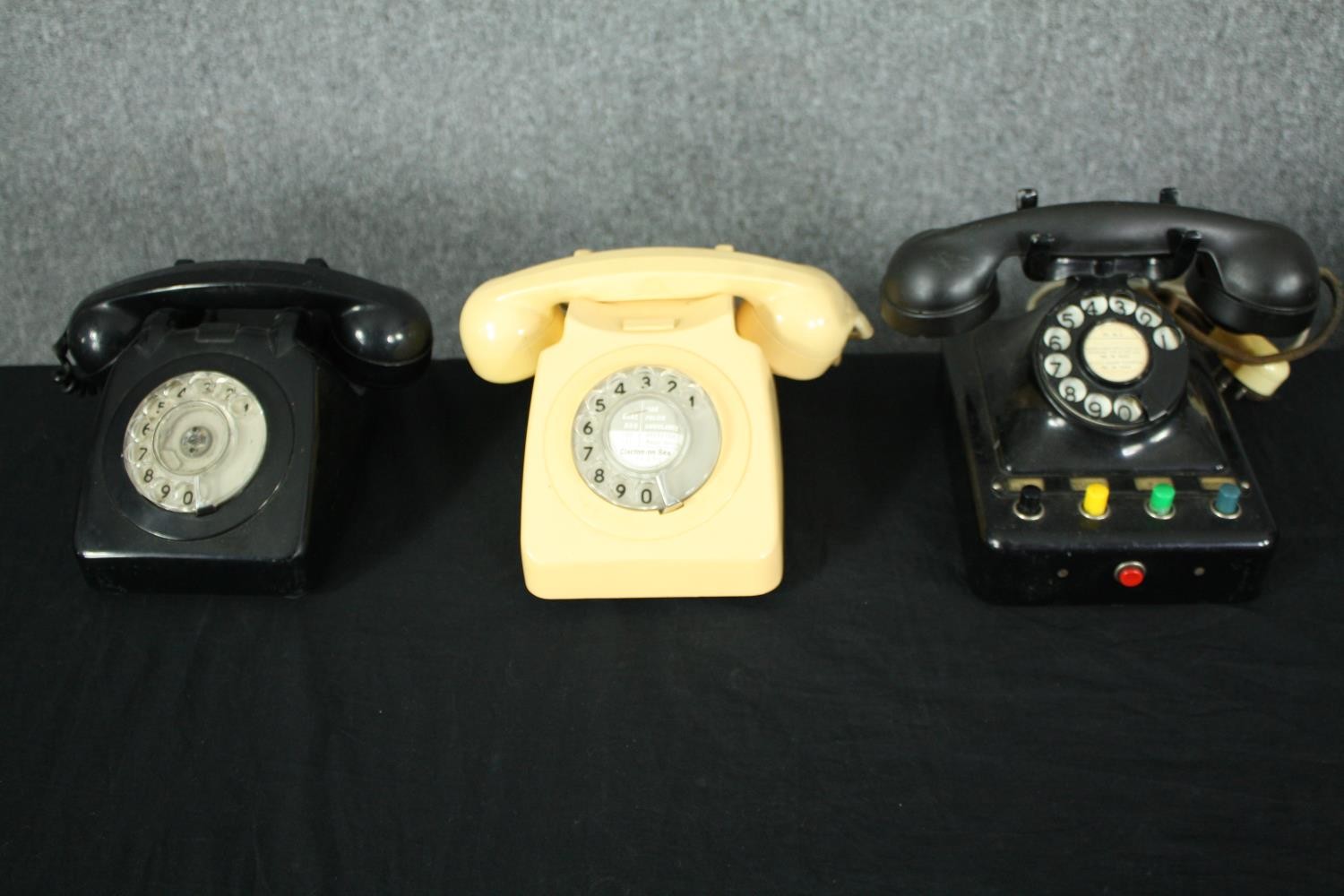 Three vintage telephones. H.16 W.15 D.24cm. (largest).
