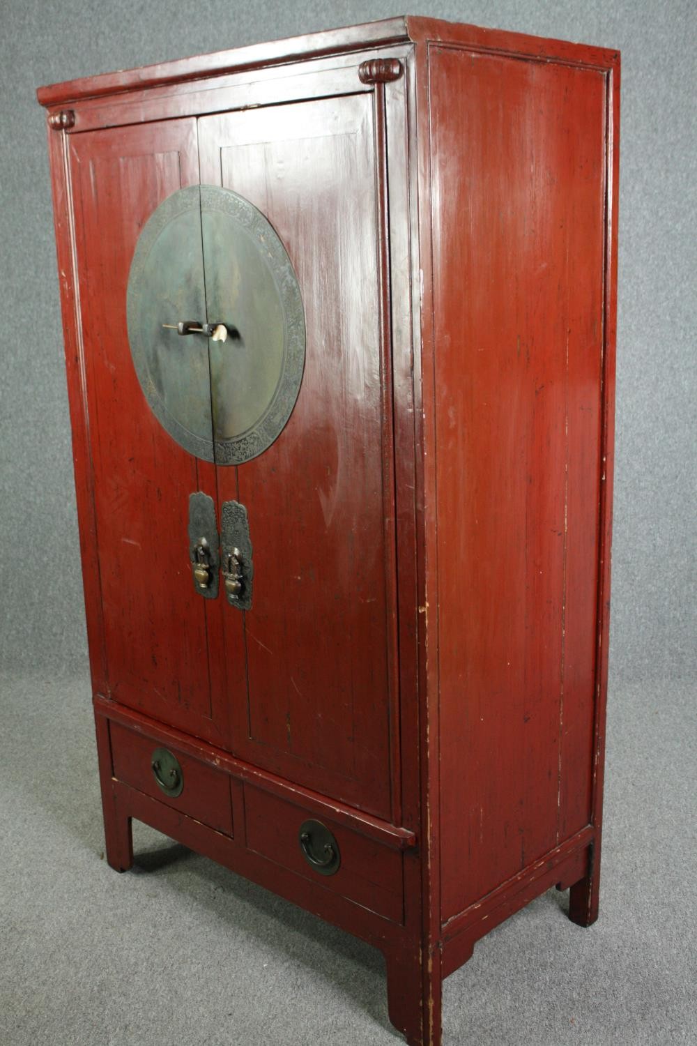 Hall cupboard, Chinese lacquered with incised bronze locking plate and fitted with base drawers. H. - Image 4 of 8