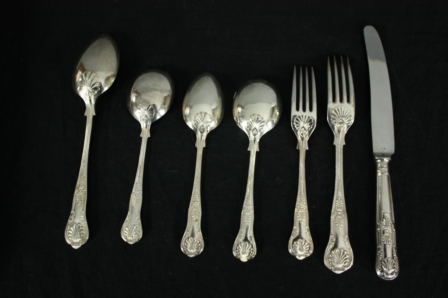 A cased canteen of silver plated cutlery, John B Chatterley. H.10 W.47 D.31cm. - Image 5 of 8