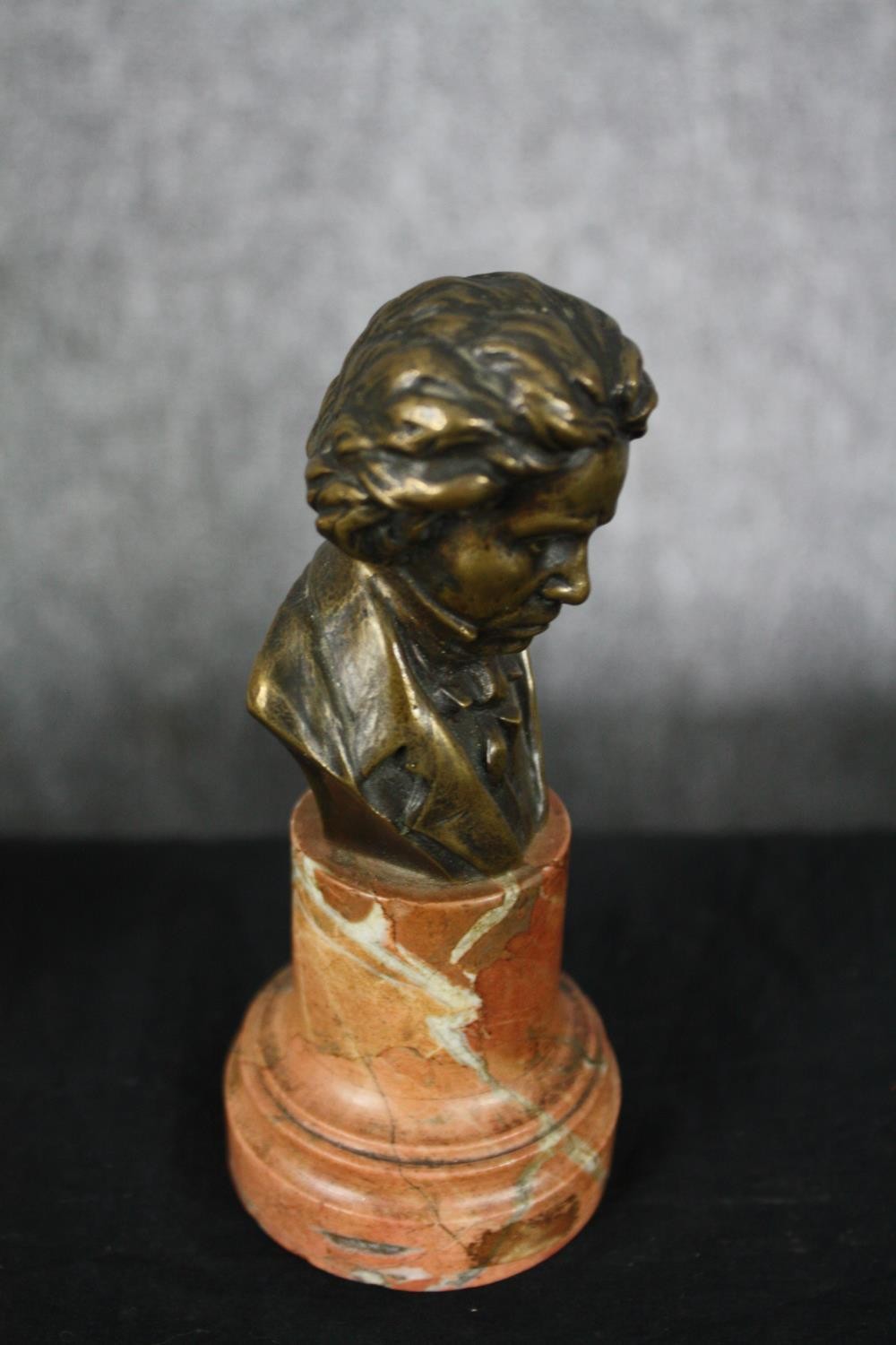 Three busts, a bronze Beethoven, Parianware of Mozart and a ceramic example of the Pontiff. H. - Image 5 of 5