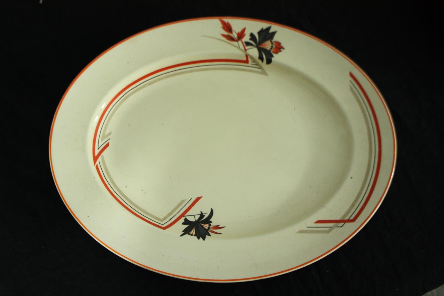 An Art Deco Crown Ducal dinner service. to include six dinner plates and large serving platters. L. - Image 5 of 11