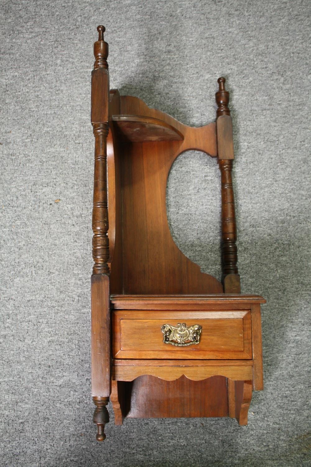 A Victorian mahogany swing mirror along with a pair of 19th century walnut corner wall brackets. H. - Image 7 of 11