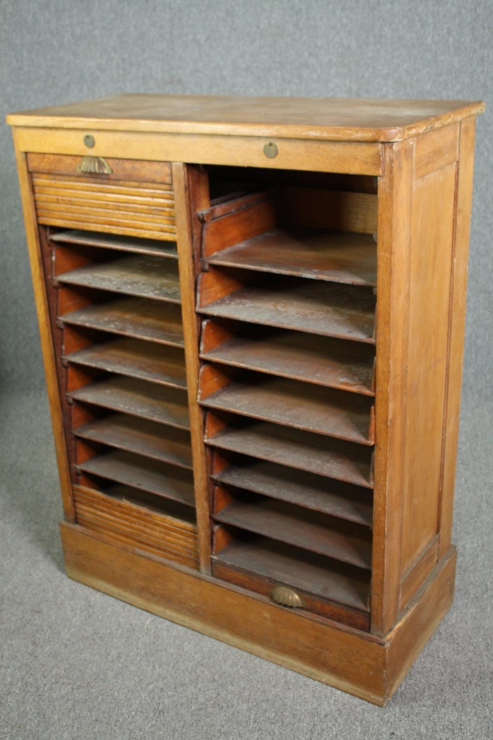 Filing cabinet, late 19th century oak. (Tambour shutter in need of repair). H.120 W.93 D.41cm. - Image 3 of 6