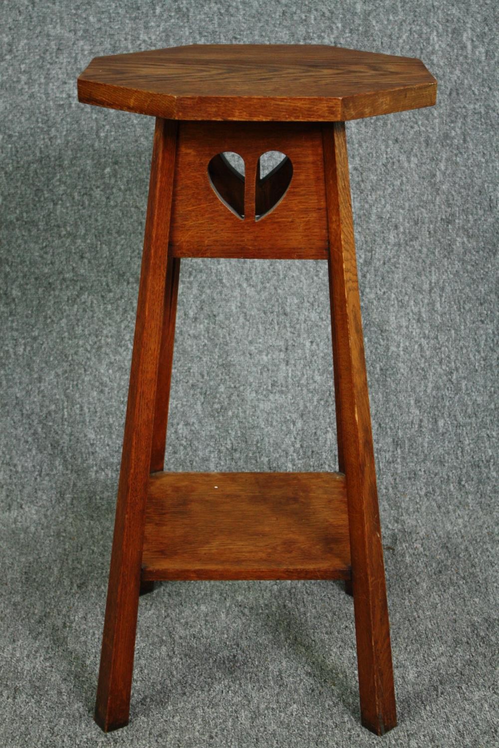 Jardiniere stand, Arts and Crafts oak. H.69cm. - Image 3 of 4