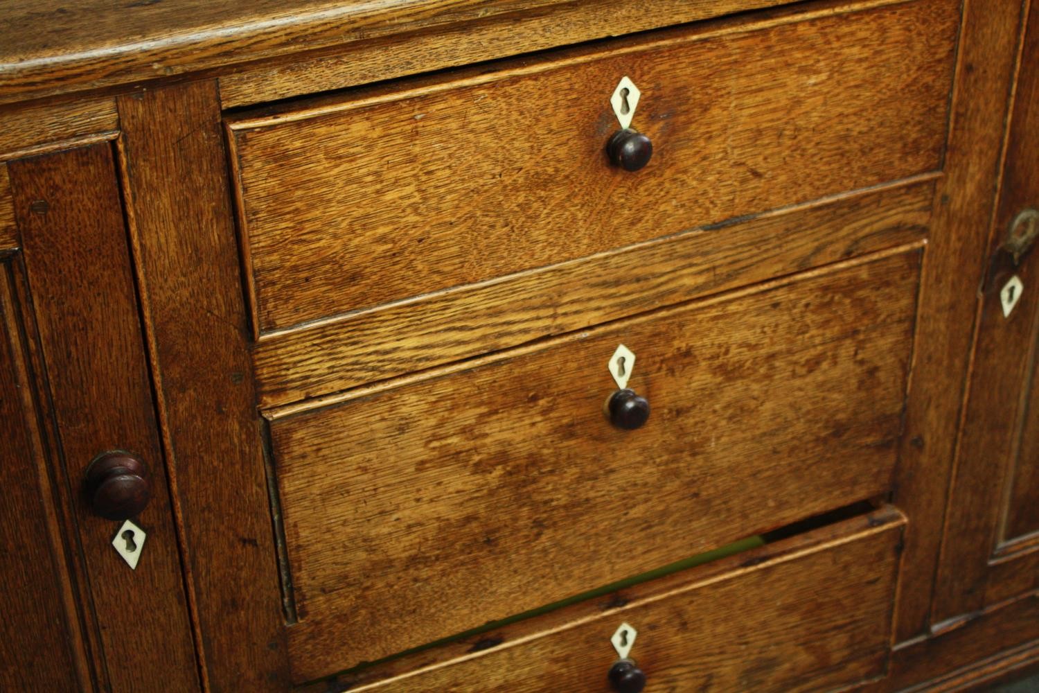 Dresser, 19th century country oak with upper open plate rack above base fitted with drawers - Image 9 of 11
