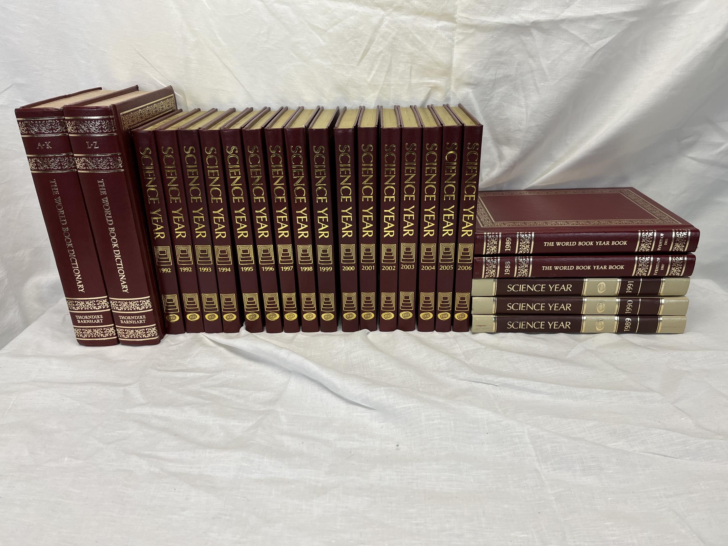 The World Book Dictionary and The Science Year Book, 4 sets. H.28.5cm. (Largest)