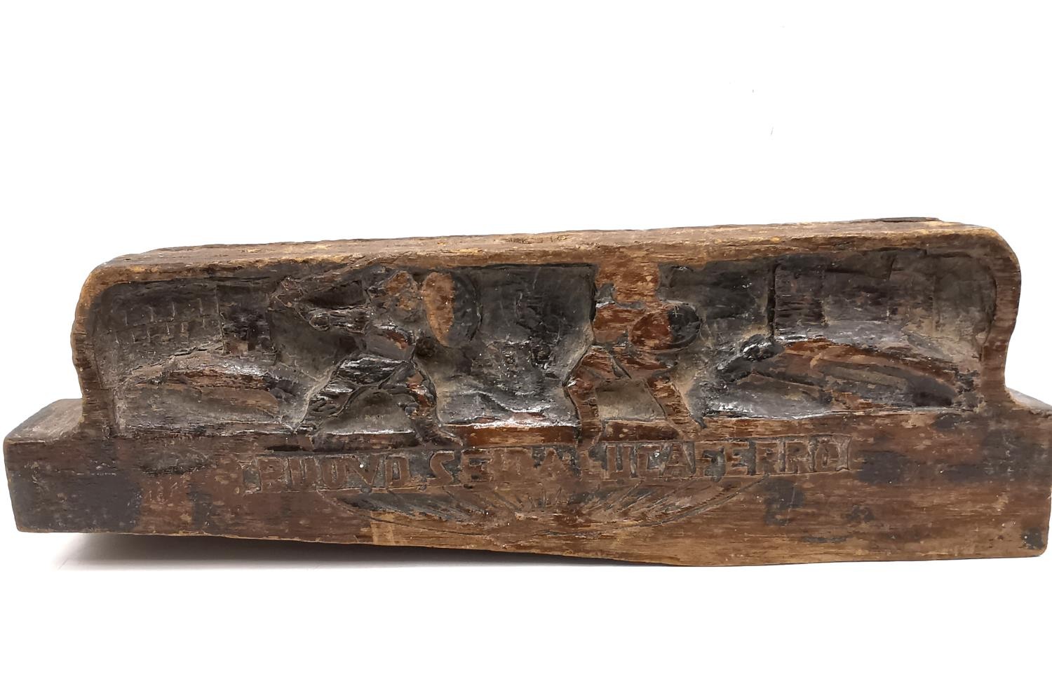 A 19th century decorative Italian wood carving possibly a small lintel or Sicilian cart fragment. - Image 2 of 7