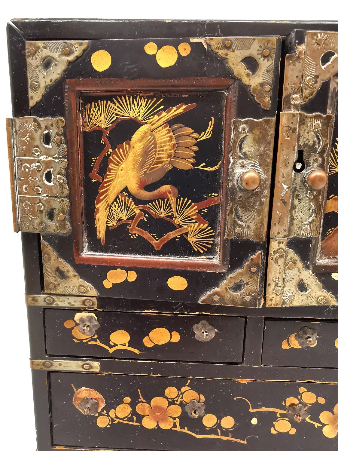 A late 19th century Japanese lacquered and gilded jewellery cabinet on stand. Each door decorated - Image 3 of 11