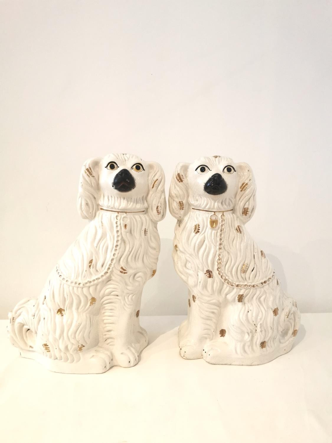 A pair of very large 19th century Staffordshire pottery spaniels with gold chain collars and painted - Image 2 of 5