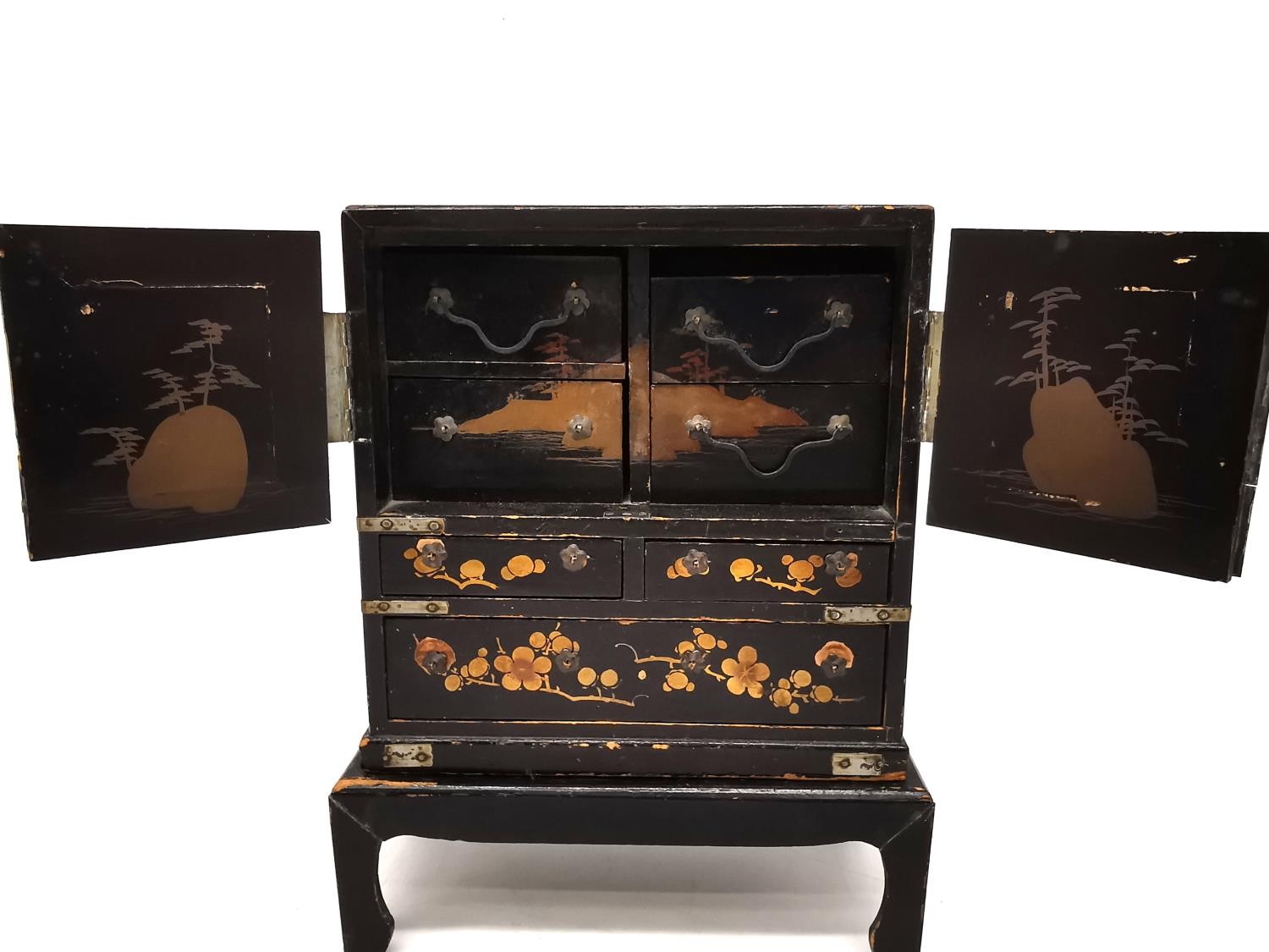 A late 19th century Japanese lacquered and gilded jewellery cabinet on stand. Each door decorated - Image 8 of 11