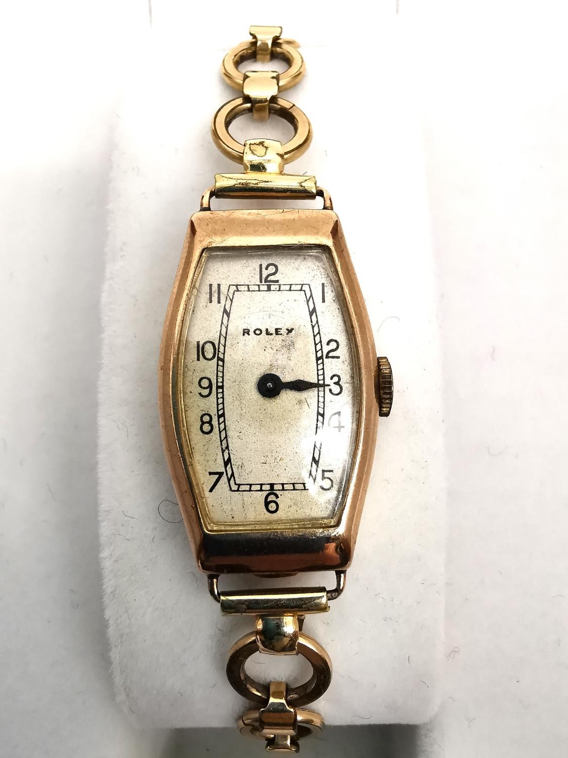 A ladies Art Deco 9ct yellow gold Rolex automatic watch with rolled gold curricular link bracelet. - Image 3 of 10