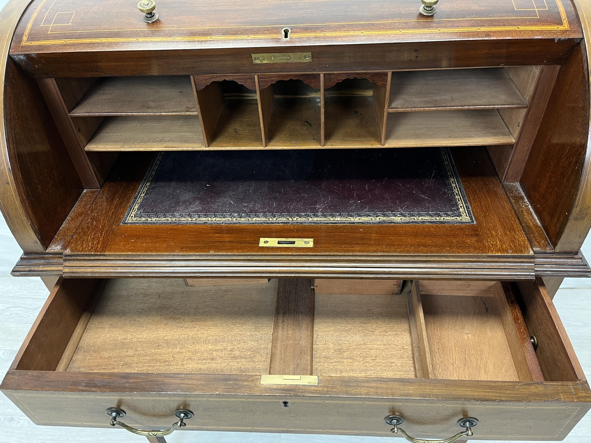 An Edwardian Sheraton style mahogany and satinwood inlaid cylinder bureau with fitted interior and - Image 5 of 10